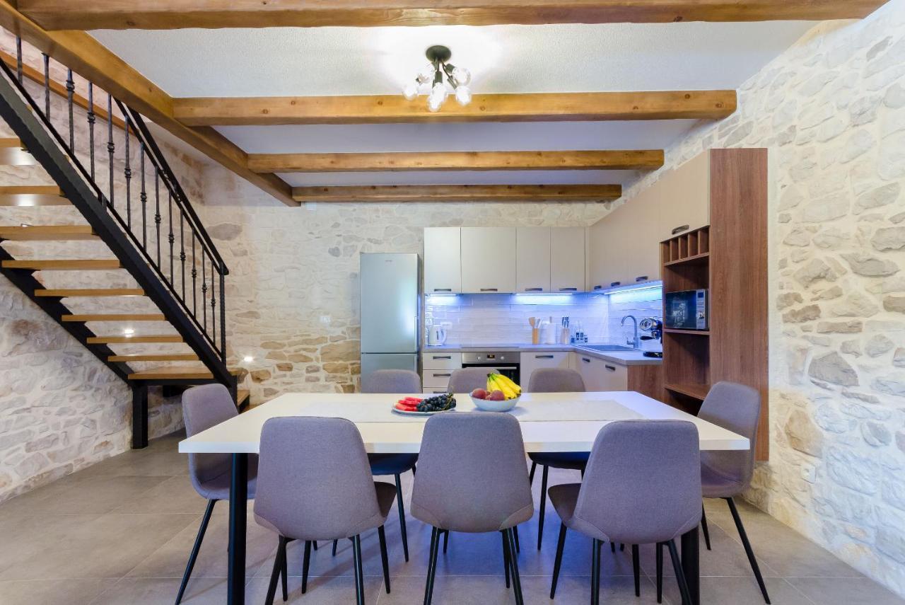 Šumber Villa Histra מראה חיצוני תמונה