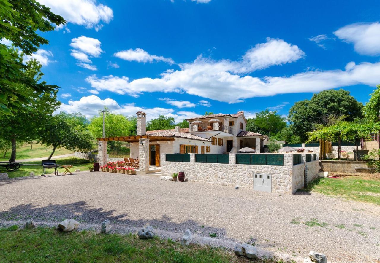Šumber Villa Histra מראה חיצוני תמונה
